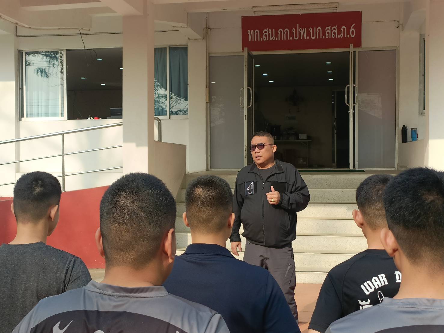 ตรวจเยี่ยมและมอบนโยบายพร้อมแนวทางในการปฏิบัติหน้าที่ ให้กับกำลังพล กก.ปพ.บก.สส.ภ.6